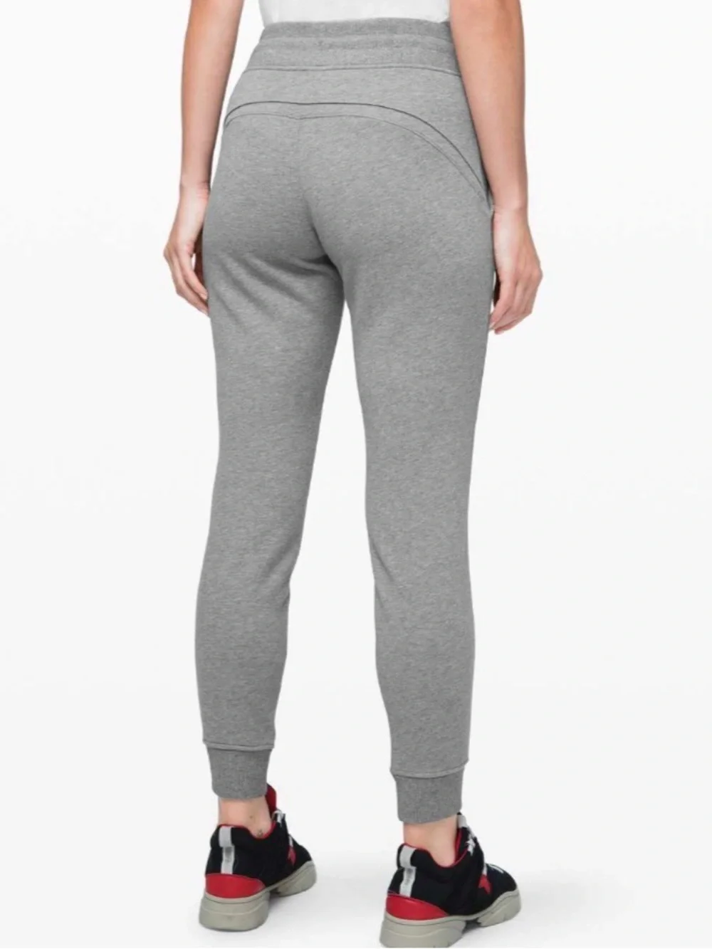 Lululemon Heathered Core Medium Gray Warm Down Jogger Size 2